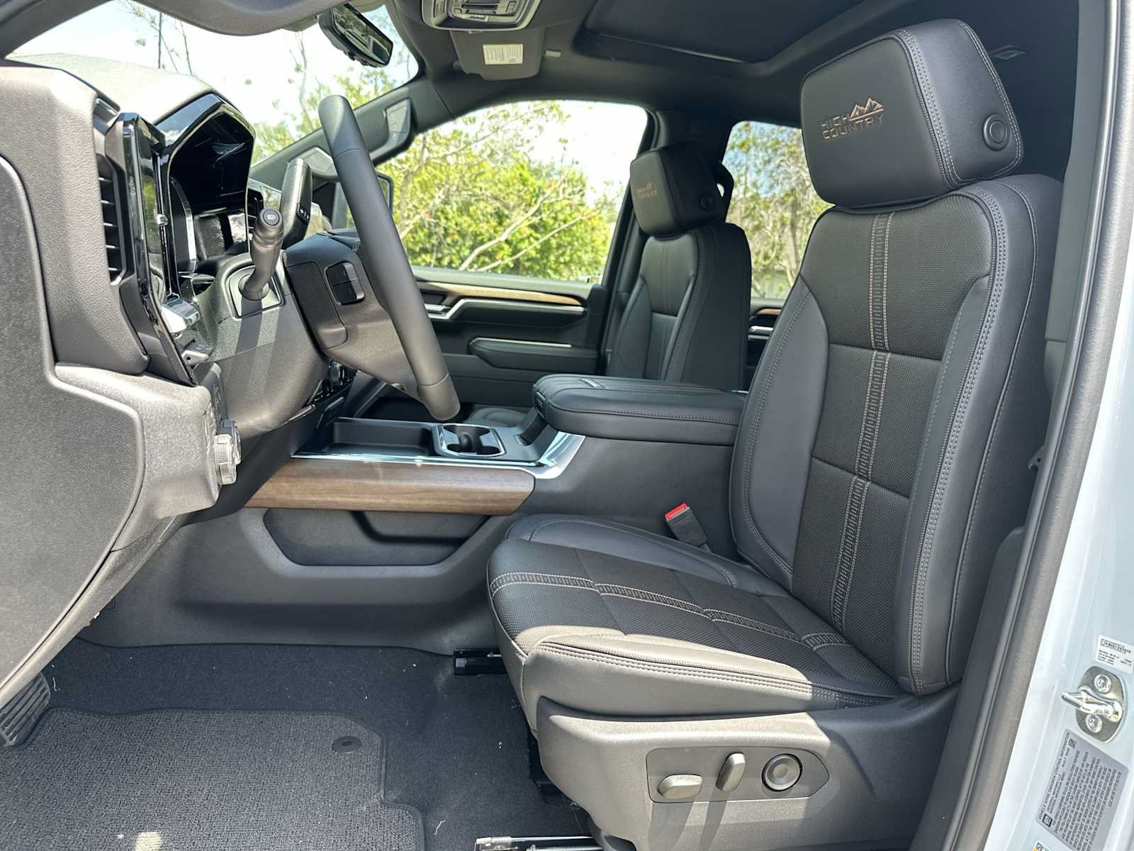 New 2026 Chevrolet Silverado 3500 High Country w/ High Country Premium Package AWD/4WD image 15