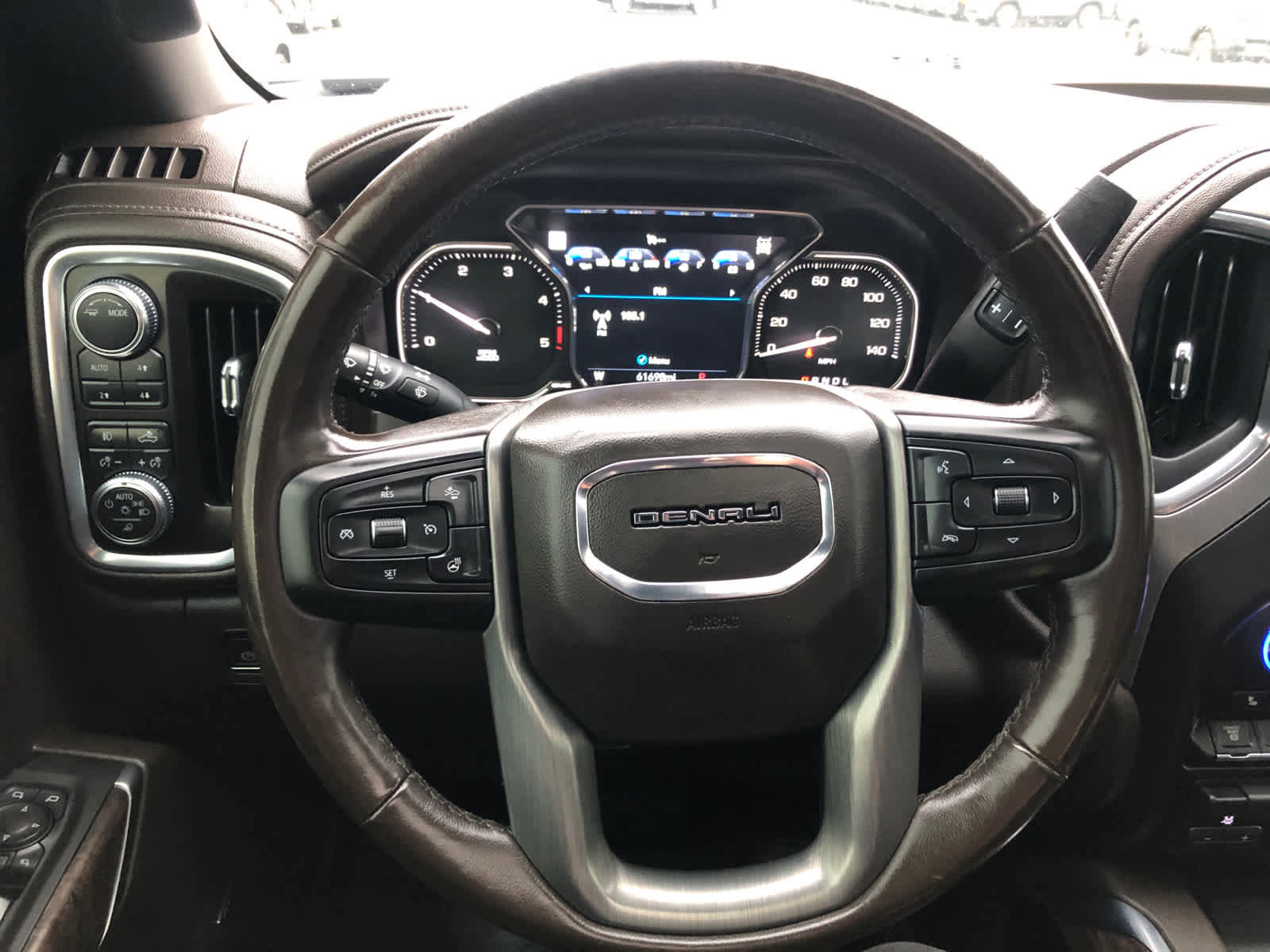 Used 2021 GMC Sierra 2500 Denali w/ Denali Ultimate Package image 15