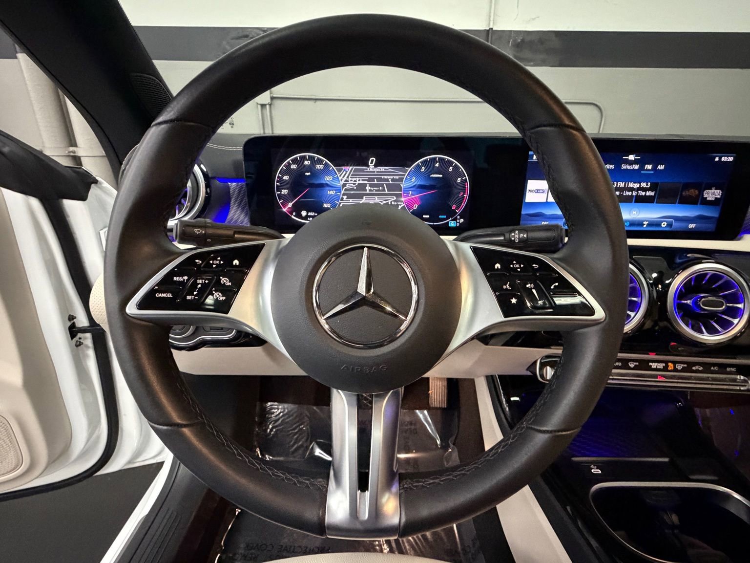 Used 2025 Mercedes-Benz CLA 250 image 27