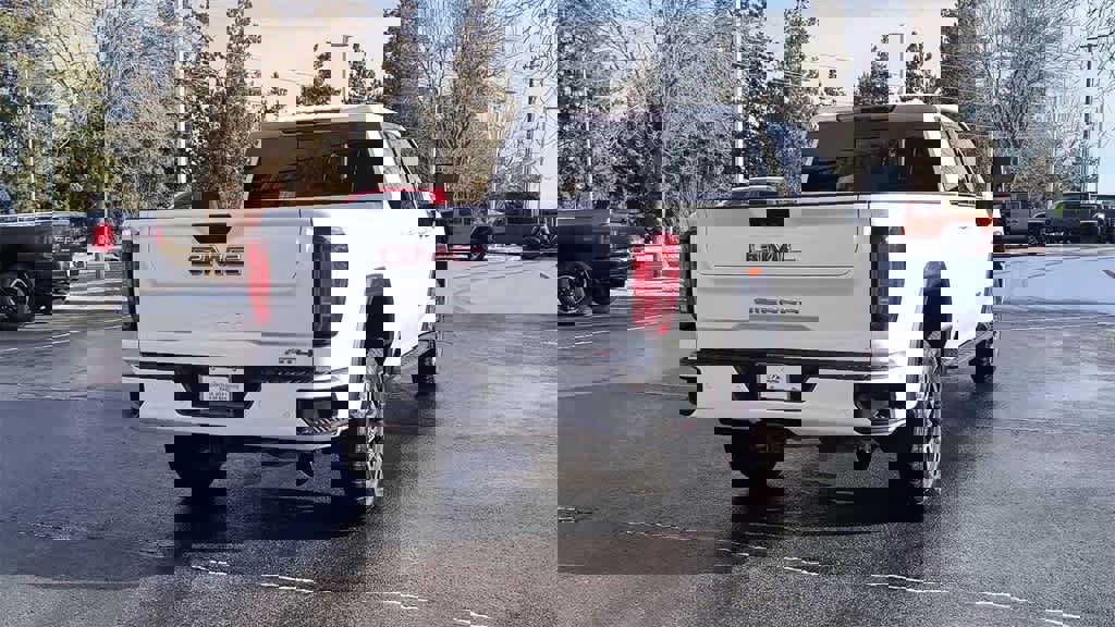 Used 2022 GMC Sierra 2500 AT4 w/ AT4 Premium Plus Package image 8