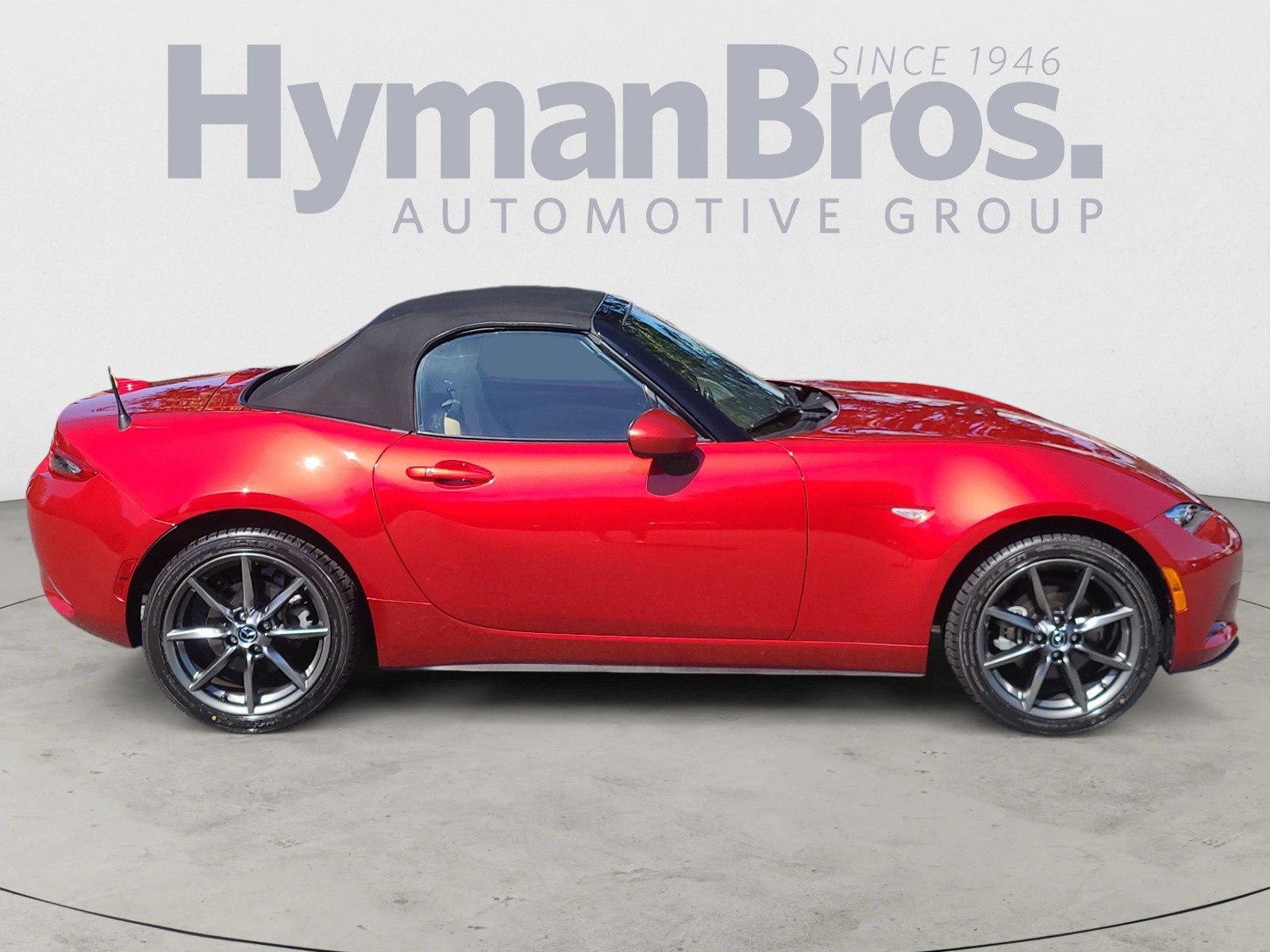 Used 2016 MAZDA MX-5 Miata Grand Touring RWD image 2