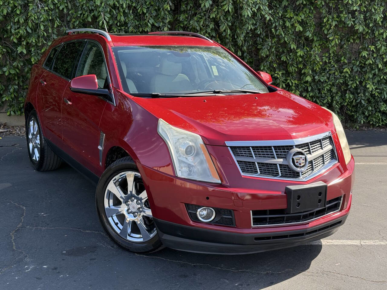 Used 2011 Cadillac SRX Performance AWD/4WD image 2