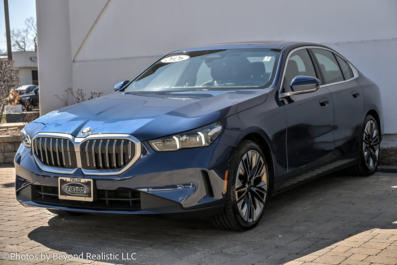 Used 2026 BMW 530i xDrive image 4