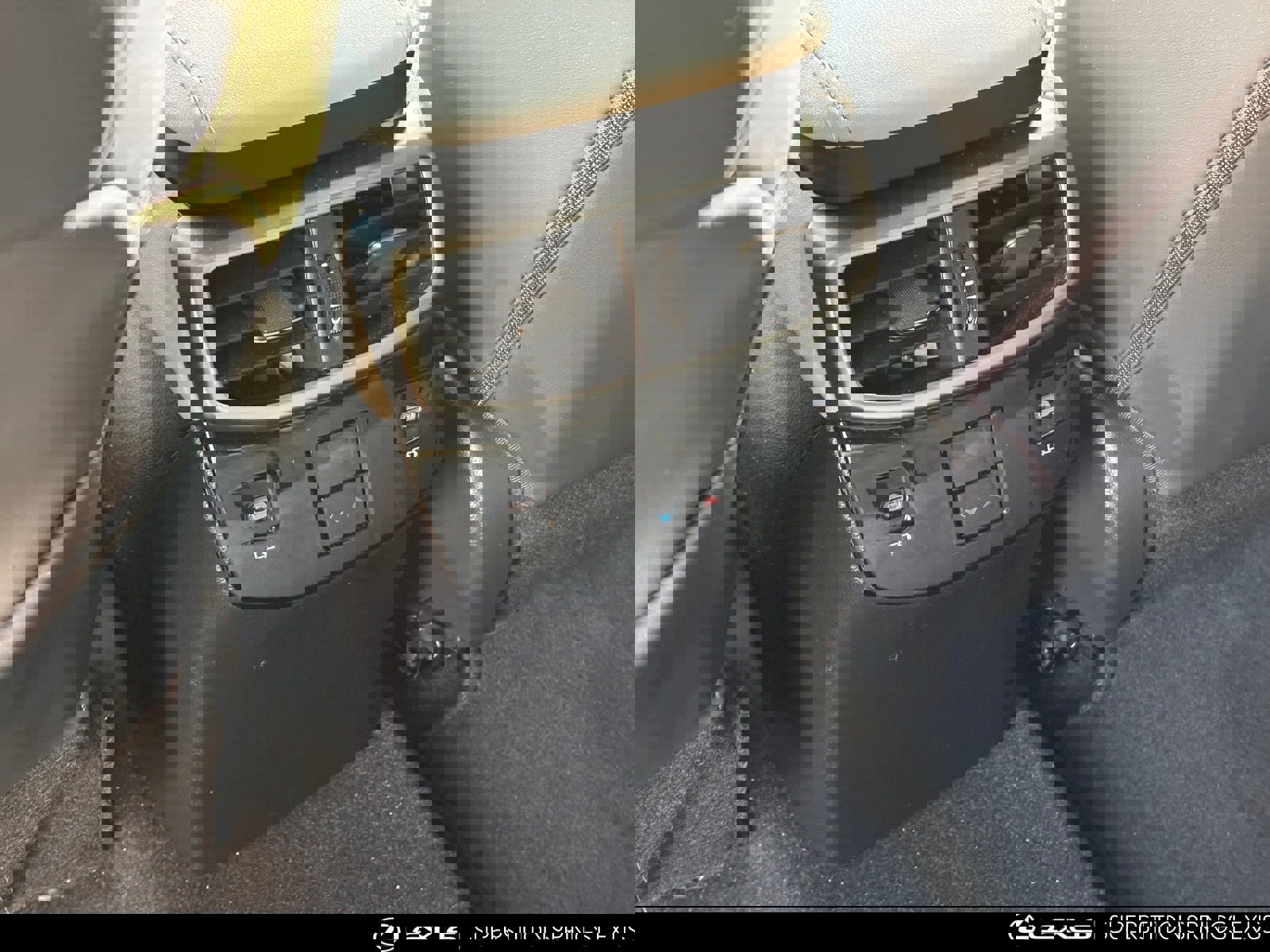 Used 2024 Lexus RX 350 Premium image 8