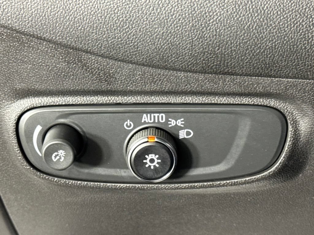 Certified 2024 Chevrolet Equinox LT AWD/4WD image 30