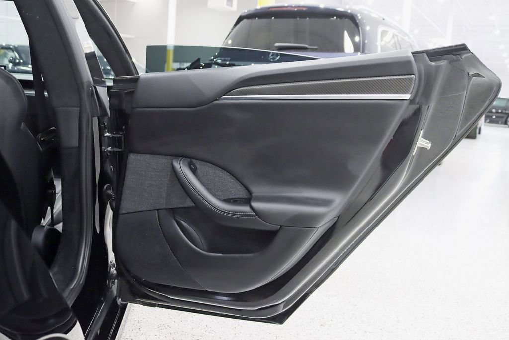 Used 2025 Tesla Model S Plaid AWD/4WD image 37