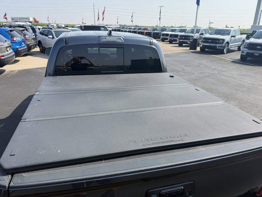 Used 2023 Toyota Tacoma 4x4 Double Cab image 29