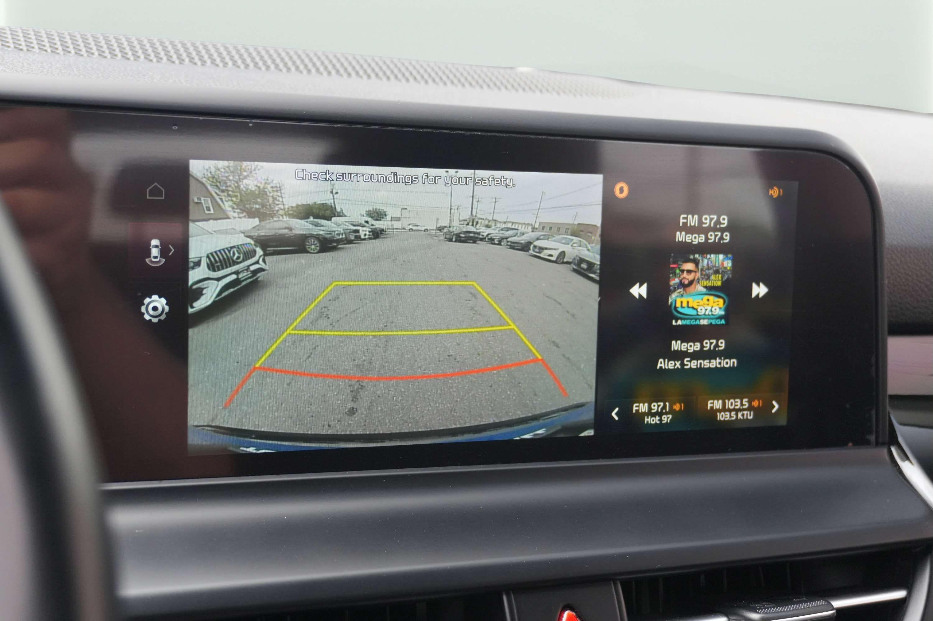 Used 2025 Kia Seltos X-Line AWD/4WD image 29
