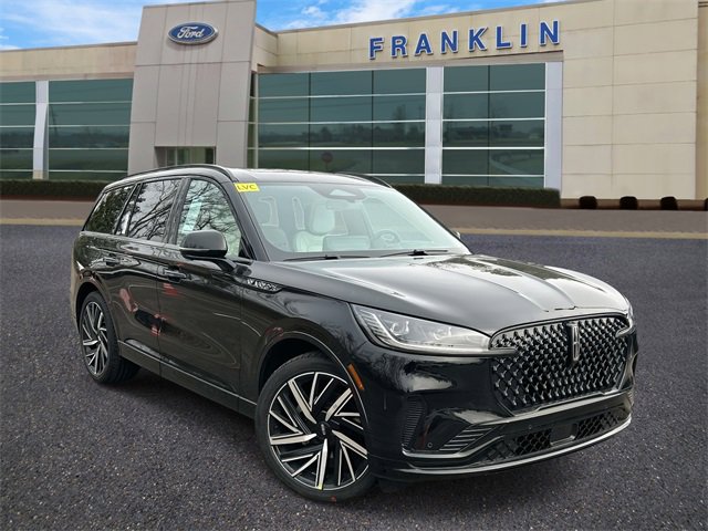 New 2026 Lincoln Aviator Black Label w/ Jet Appearance Package image 1