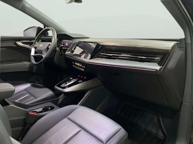 Used 2023 Audi Q4 e-tron Premium Plus w/ Premium Plus AWD/4WD image 77