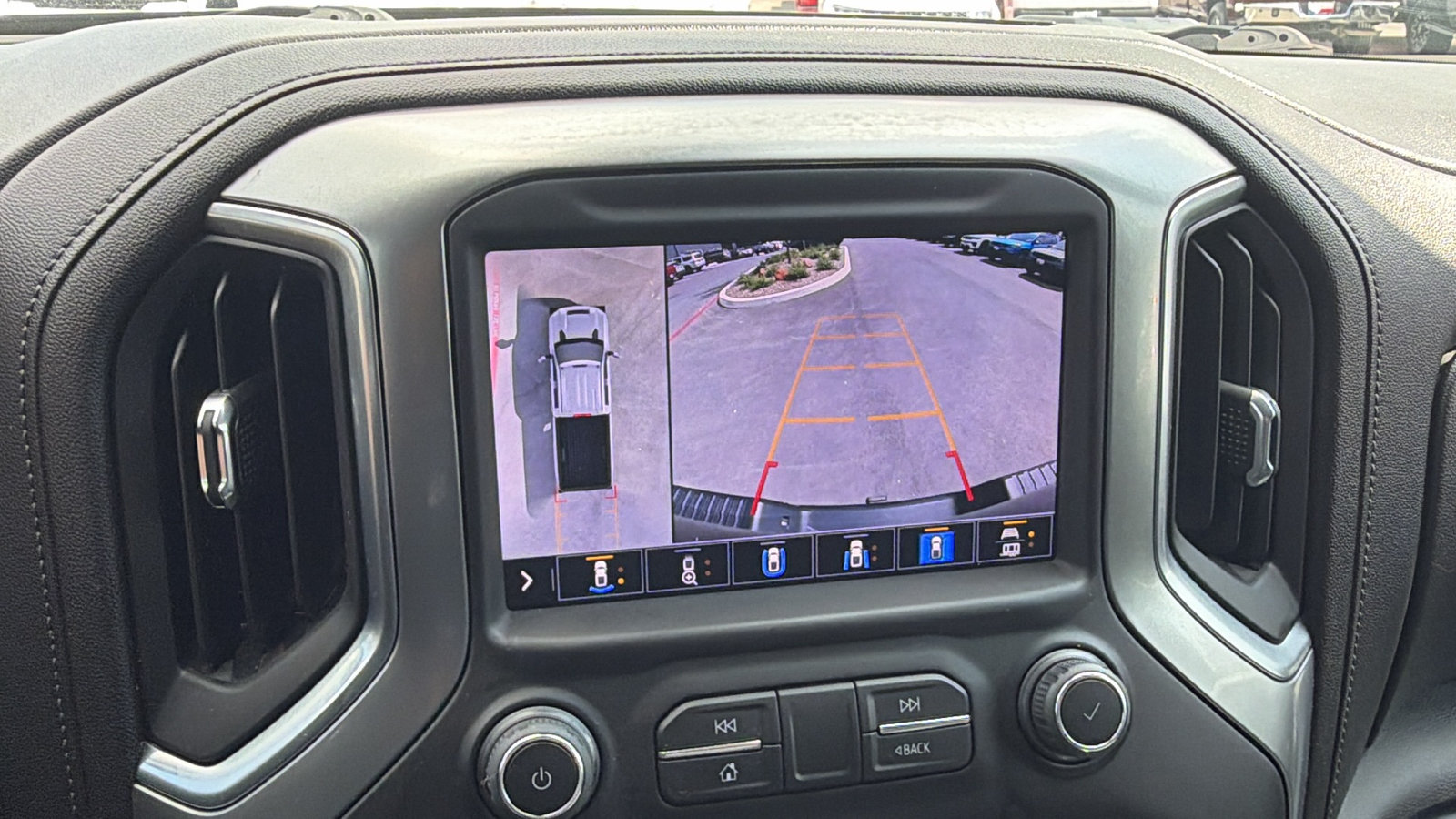 Used 2022 Chevrolet Silverado 2500 LTZ w/ LTZ Plus Package AWD/4WD image 25