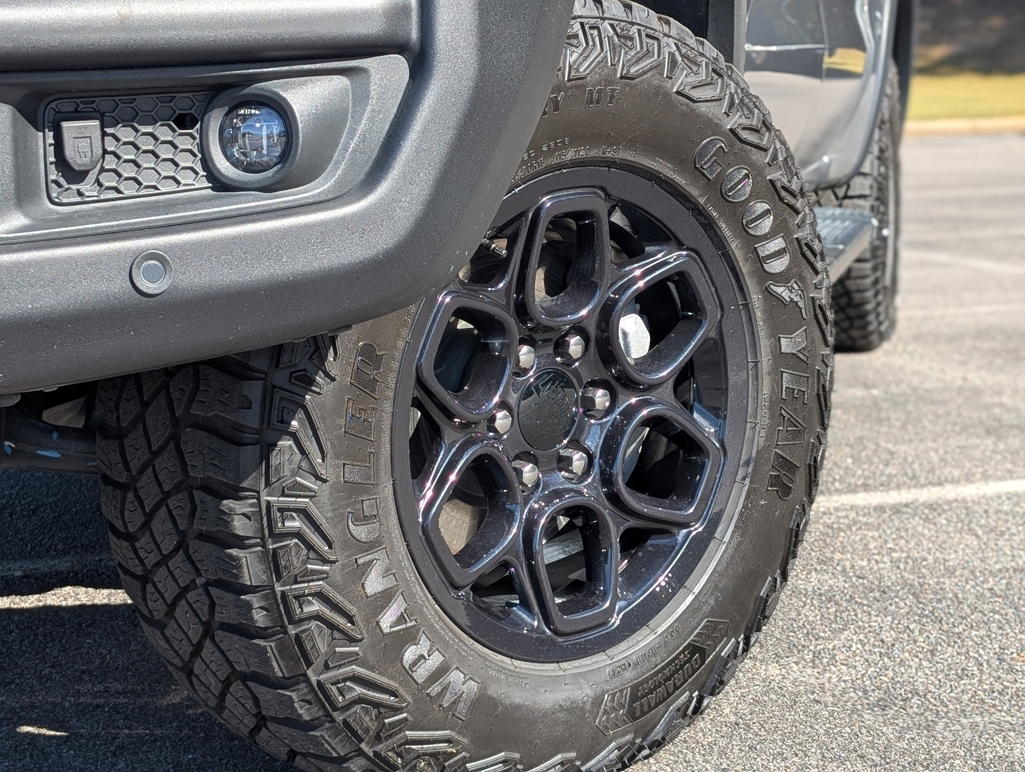 Used 2024 Chevrolet Silverado 1500 ZR2 w/ ZR2 Bison Edition image 35