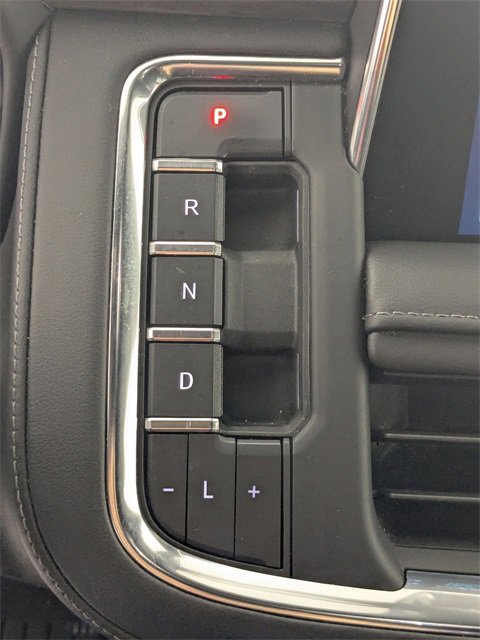 Used 2022 Chevrolet Tahoe LT w/ Luxury Package image 23