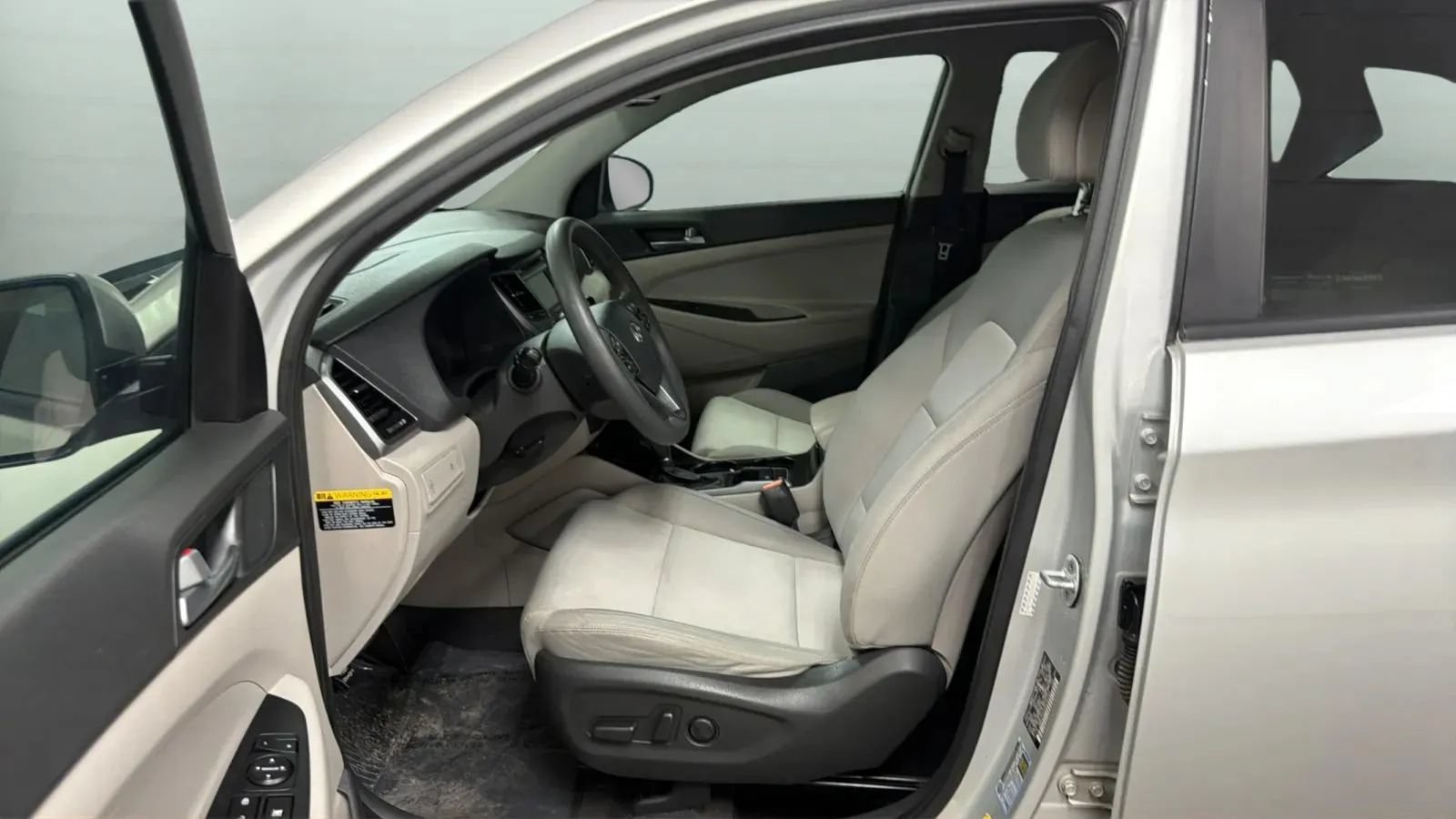 Used 2016 Hyundai Tucson SE w/ Option Group 02 FWD image 20