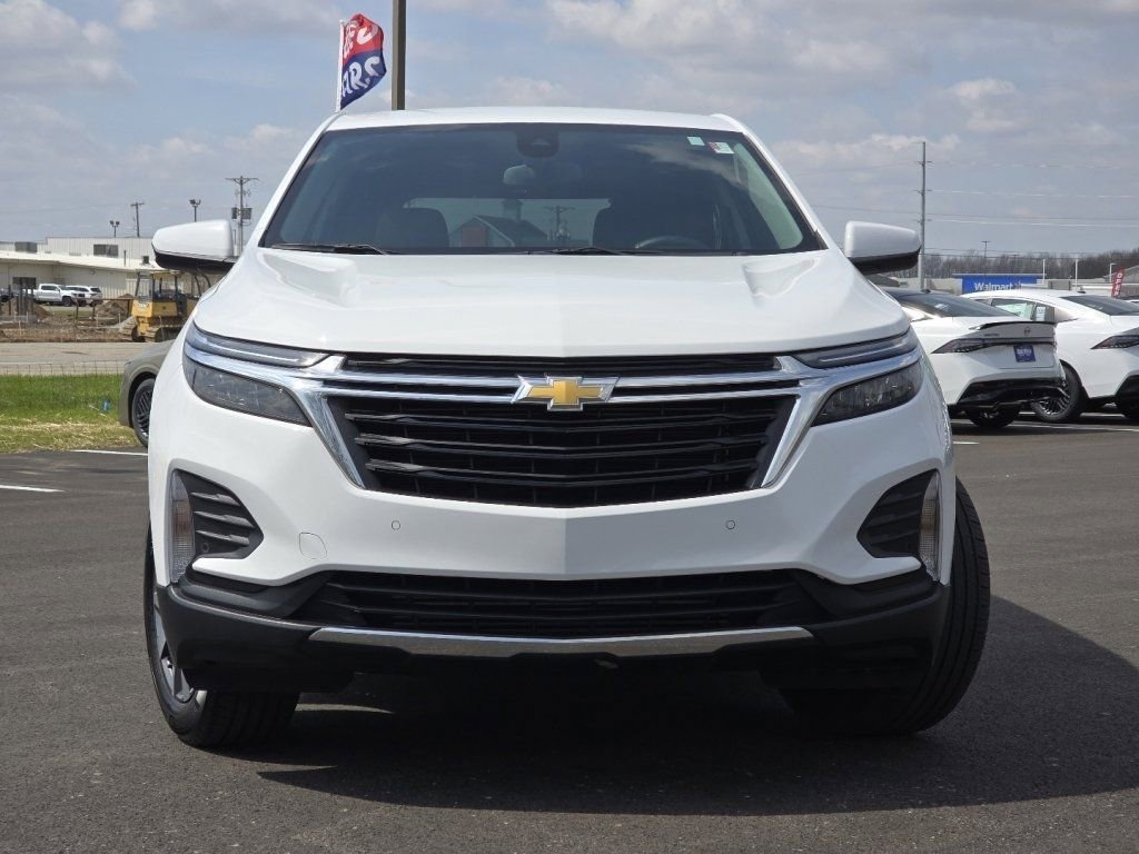 Used 2024 Chevrolet Equinox LT w/ LPO, Floor Liner Package AWD/4WD image 7