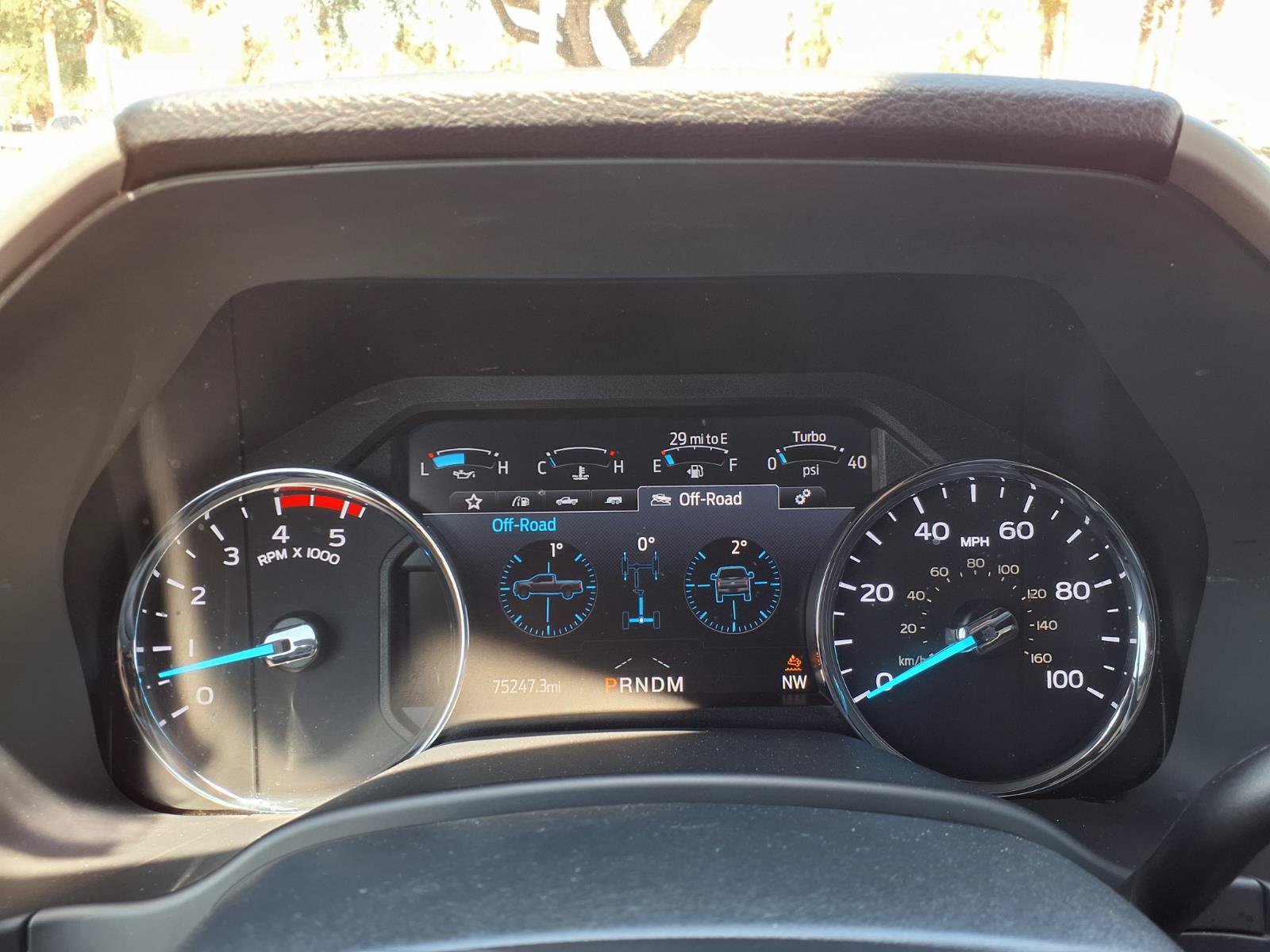 Used 2022 Ford F250 Lariat w/ Tremor Off-Road Package AWD/4WD image 27
