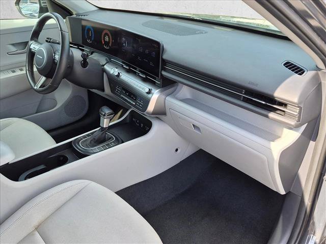 Used 2024 Hyundai Kona SEL FWD image 20