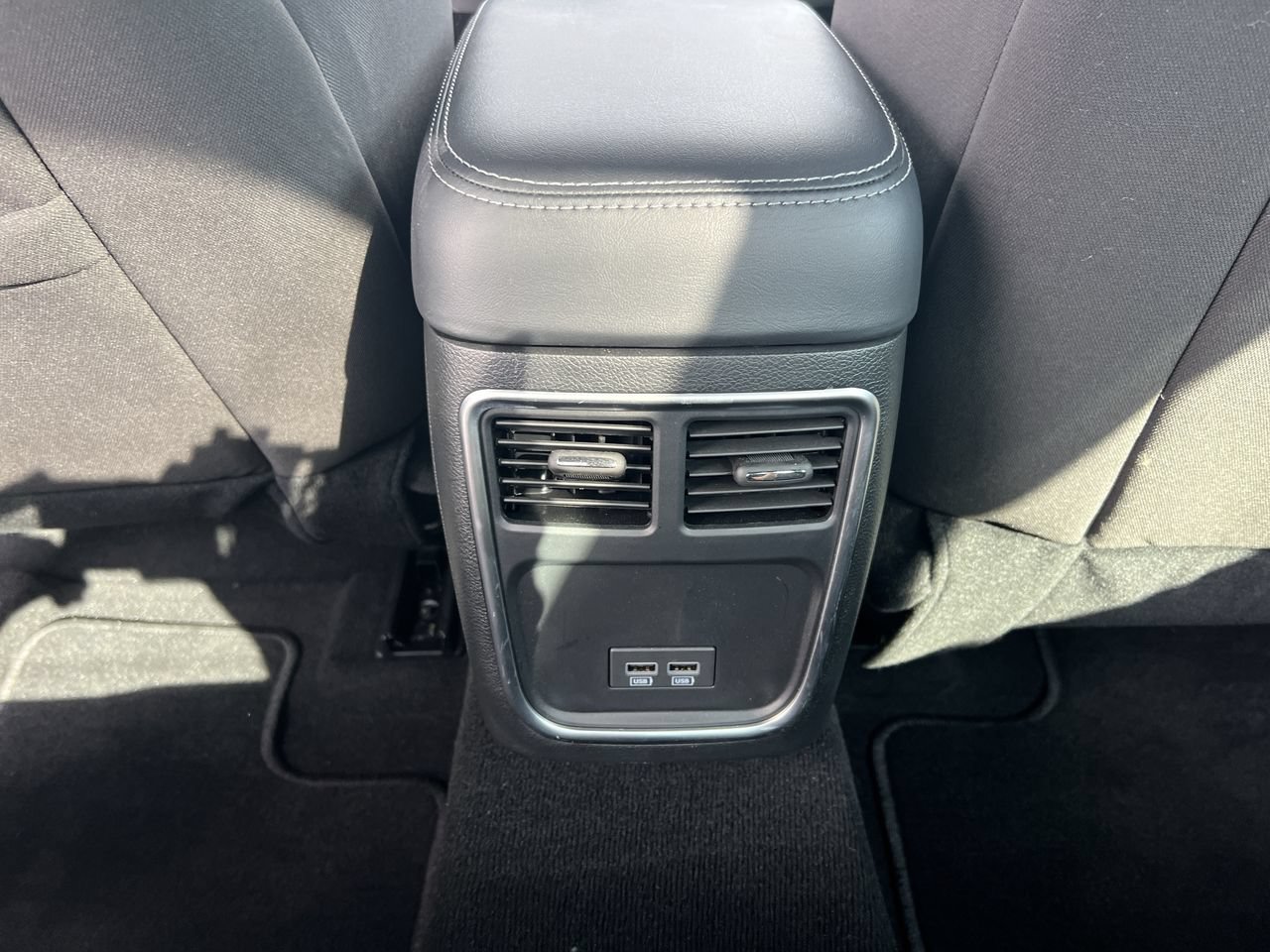 Used 2023 Dodge Charger SXT RWD image 32