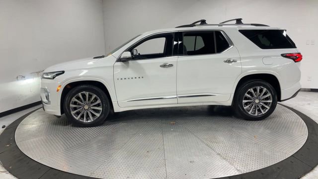 Used 2023 Chevrolet Traverse Premier w/ LPO, Cargo Package image 6