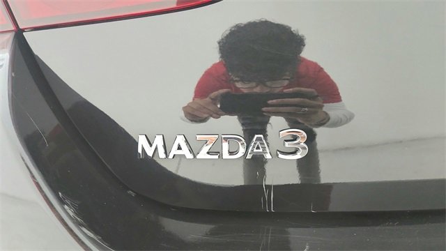 Used 2024 MAZDA MAZDA3 s image 13