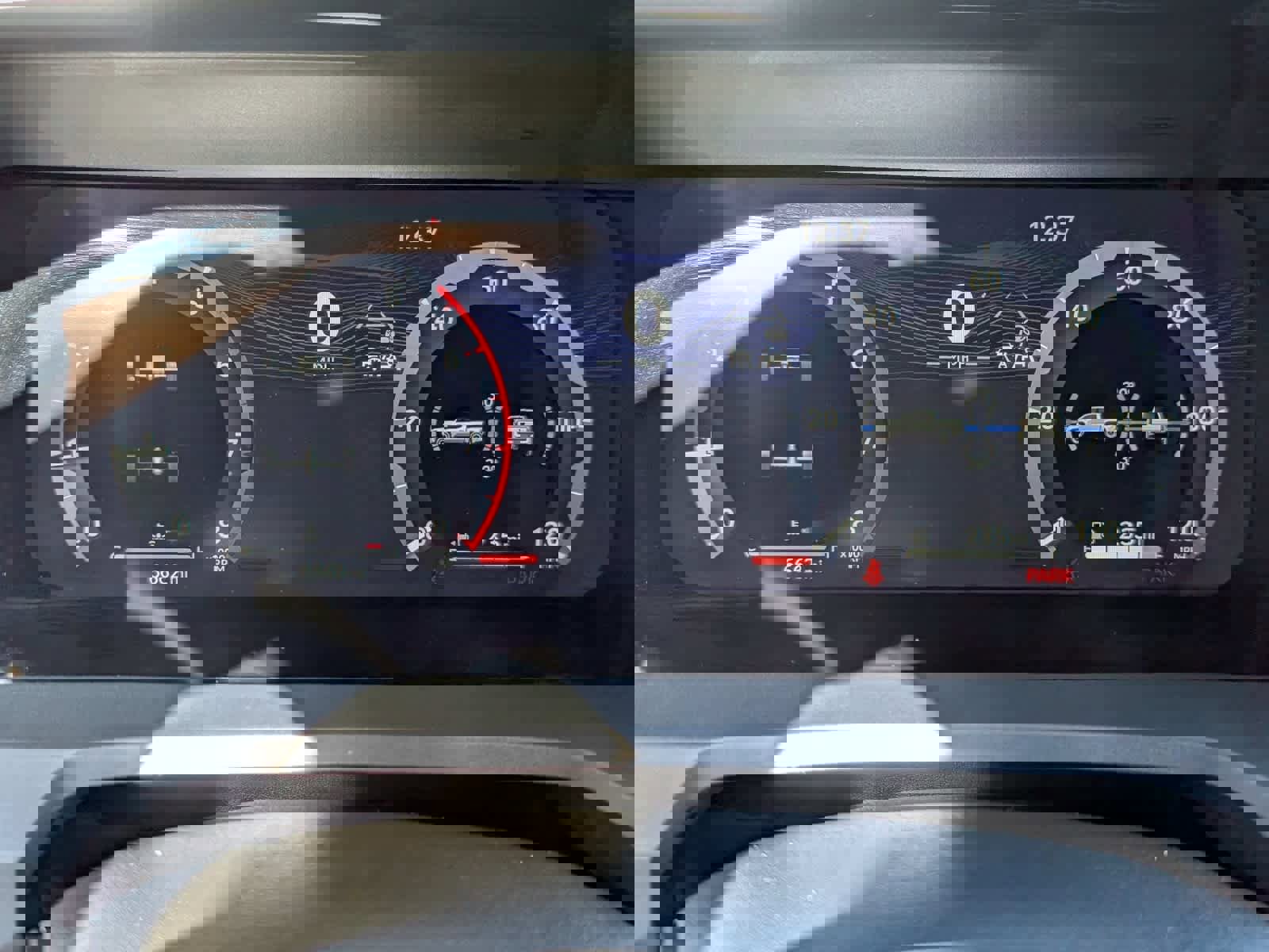 Used 2025 Toyota Tacoma TRD Off-Road image 28