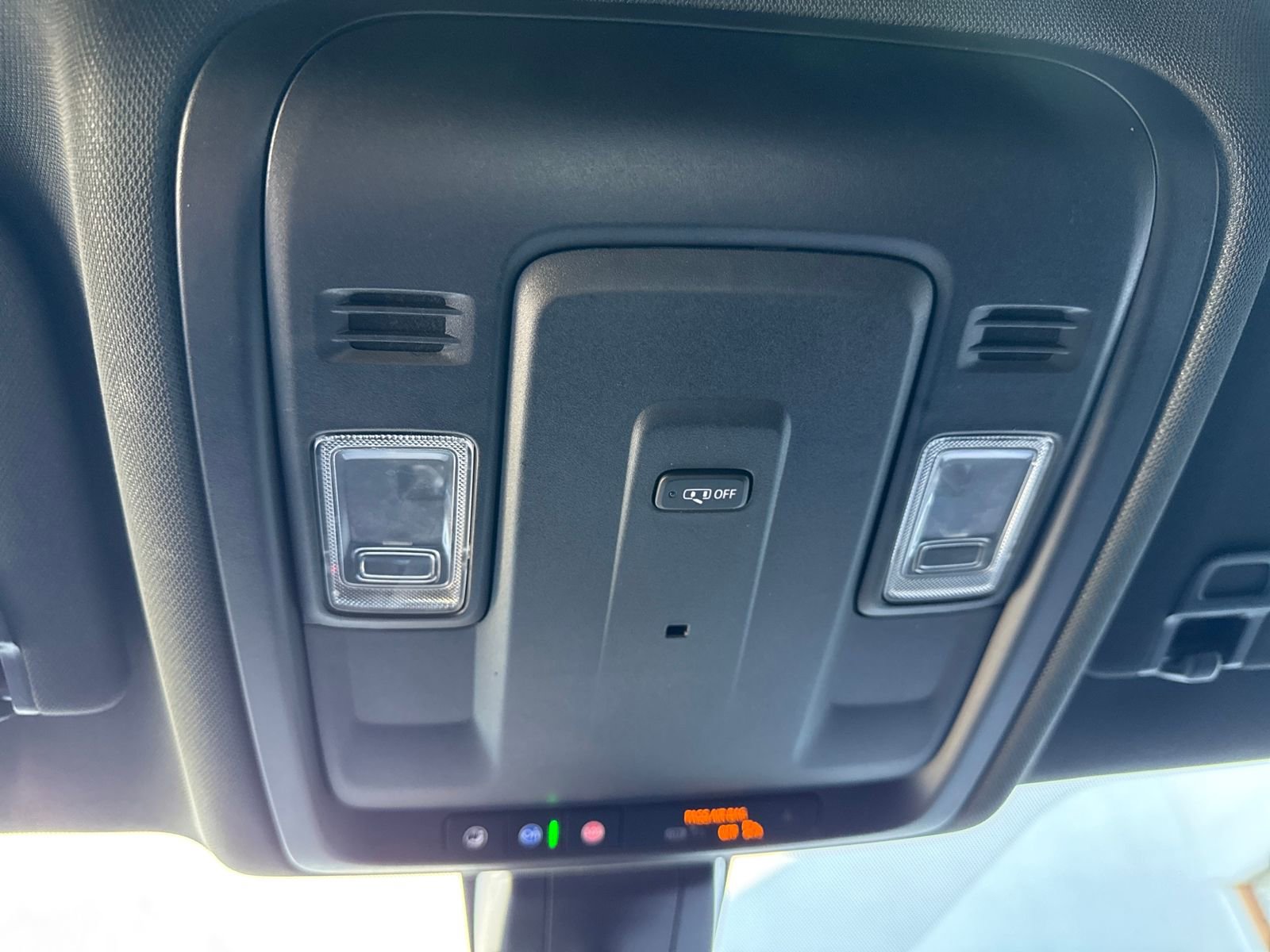 Used 2021 Chevrolet Suburban LS w/ Driver Alert Package image 21