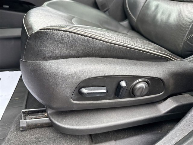 Used 2018 GMC Terrain Denali w/ Advanced Safety Package image 12