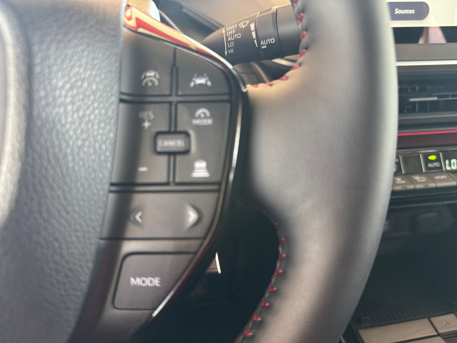 New 2027 Toyota Prius Plug-In Hybrid FWD image 21