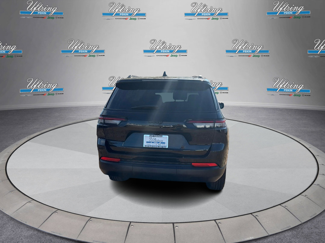 Used 2024 Jeep Grand Cherokee L Altitude image 4