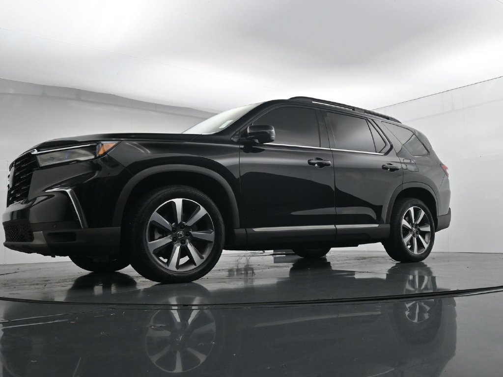Used 2023 Honda Pilot Elite image 37