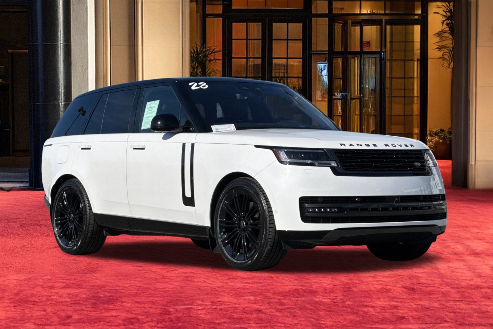 Certified 2023 Land Rover Range Rover SE image 8