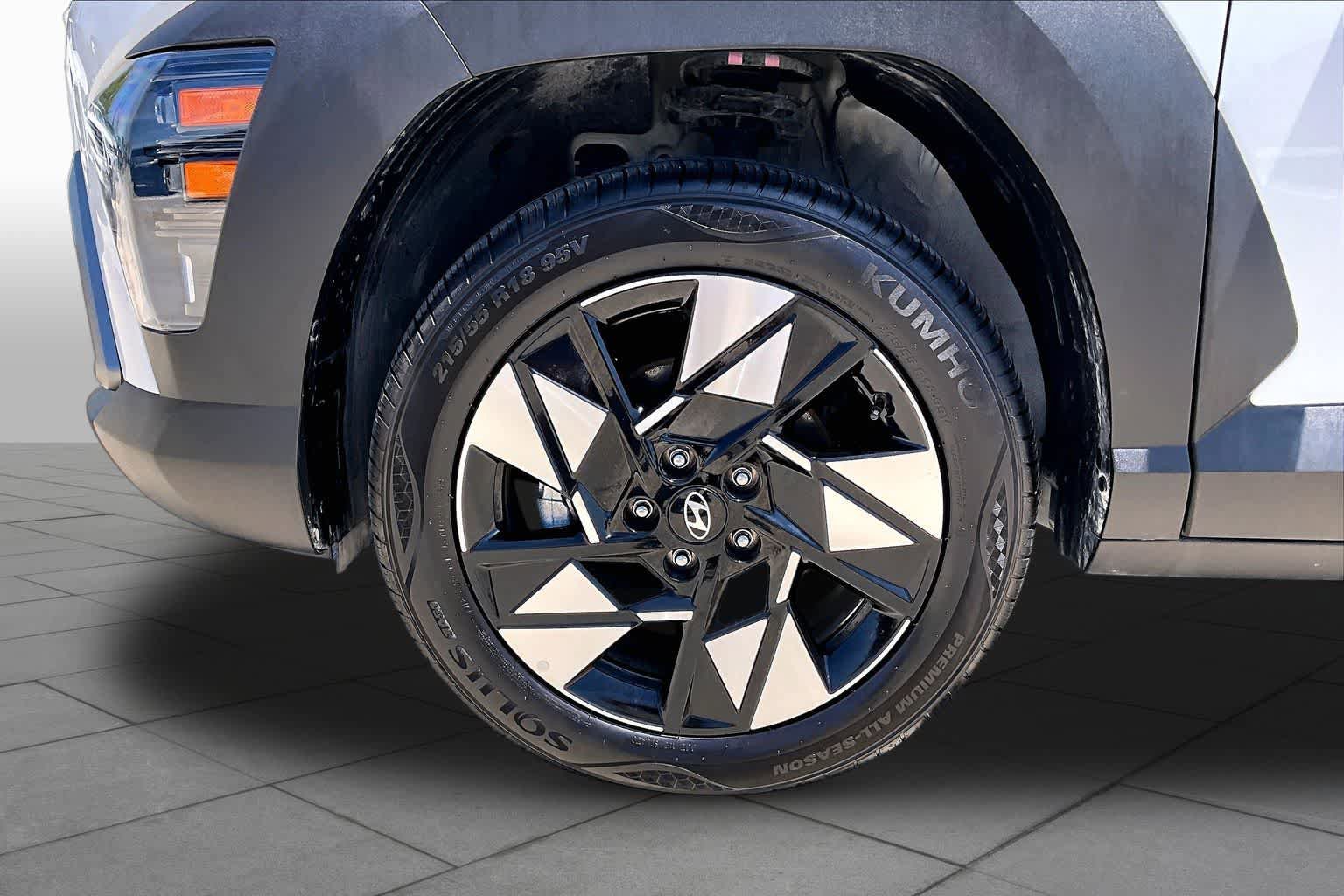 Certified 2025 Hyundai Kona SEL AWD/4WD image 20