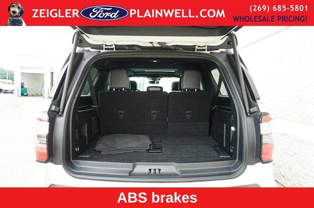 Used 2021 Ford Expedition Max Limited AWD/4WD image 10
