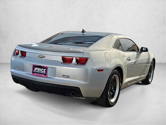 Used 2013 Chevrolet Camaro LS RWD image 5