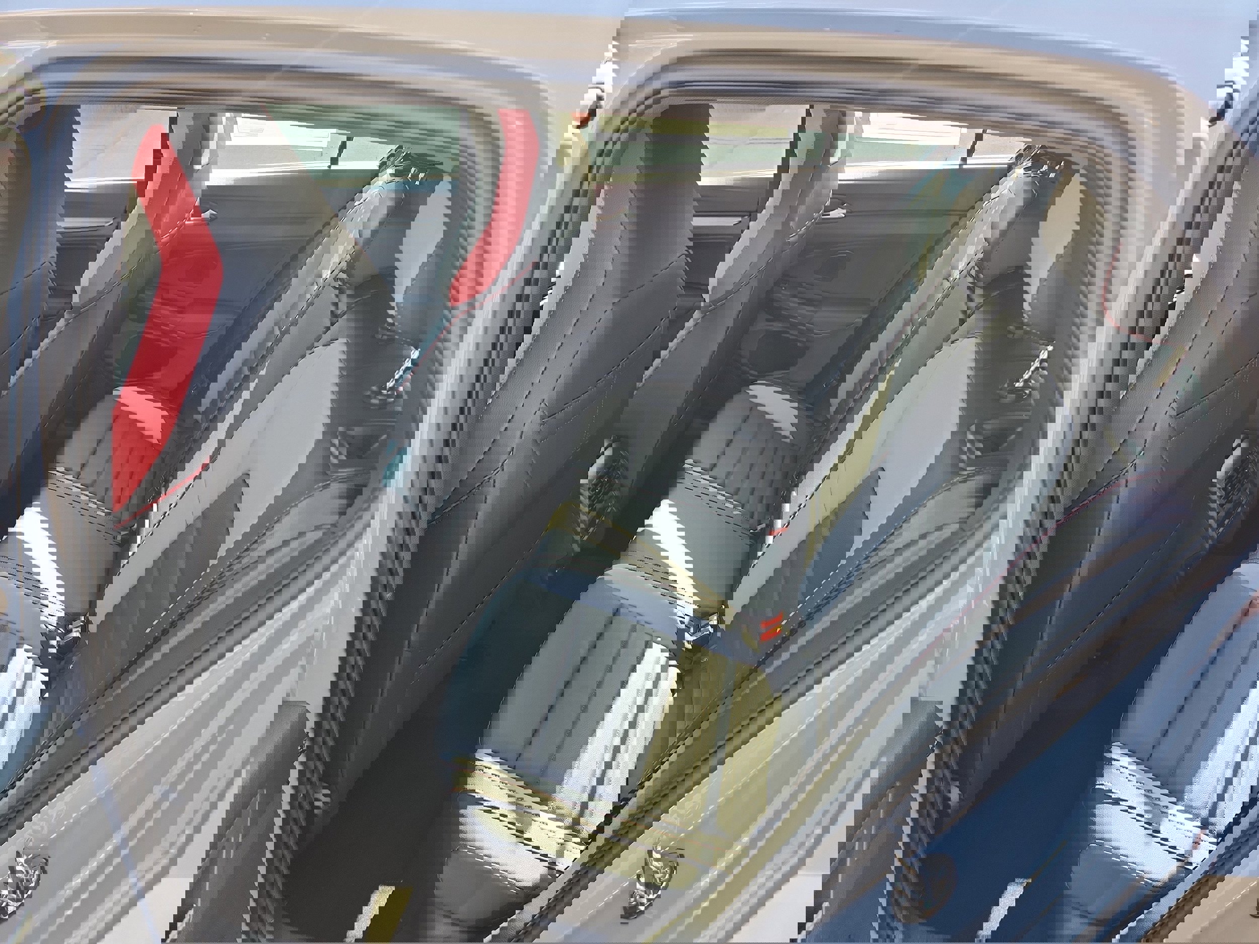 New 2025 Volkswagen GTI SE image 10