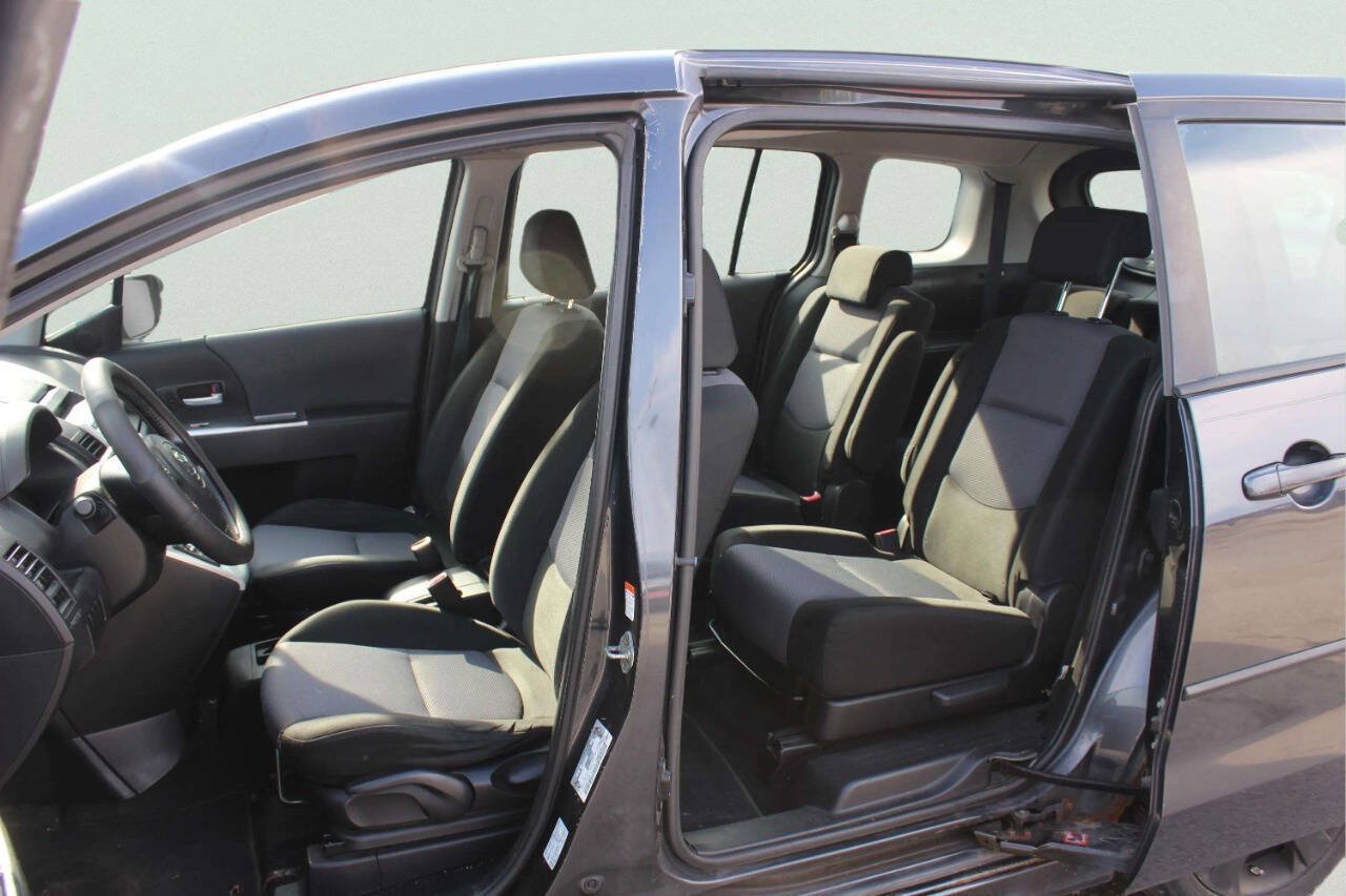 Used 2006 MAZDA MAZDA5 Touring FWD image 6