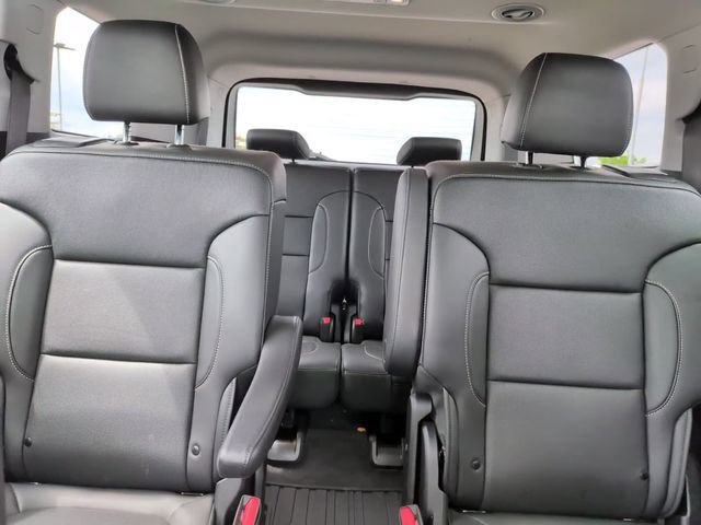 Certified 2023 GMC Acadia SLT w/ Elevation Edition AWD/4WD image 27