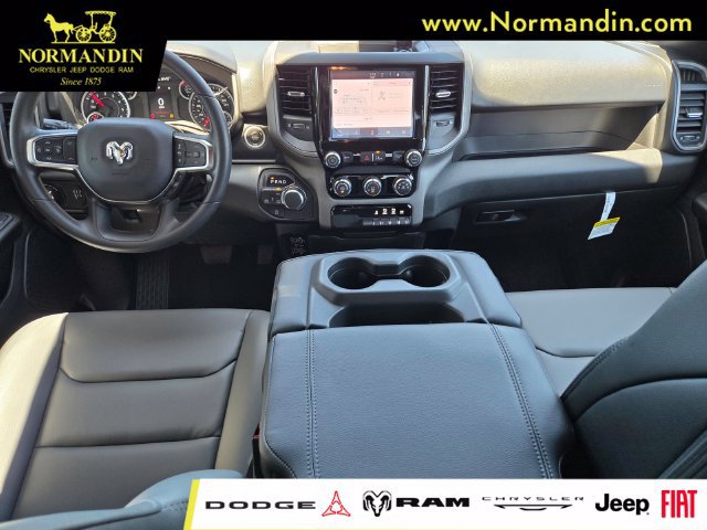 New 2026 RAM 1500 Tradesman AWD/4WD image 9