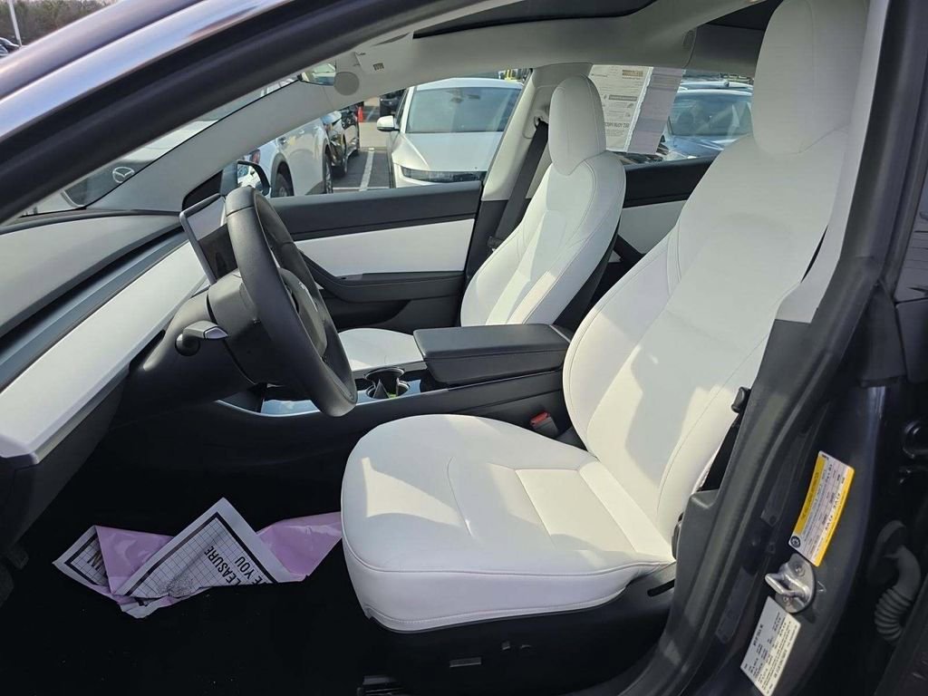 Used 2020 Tesla Model 3 Long Range image 3