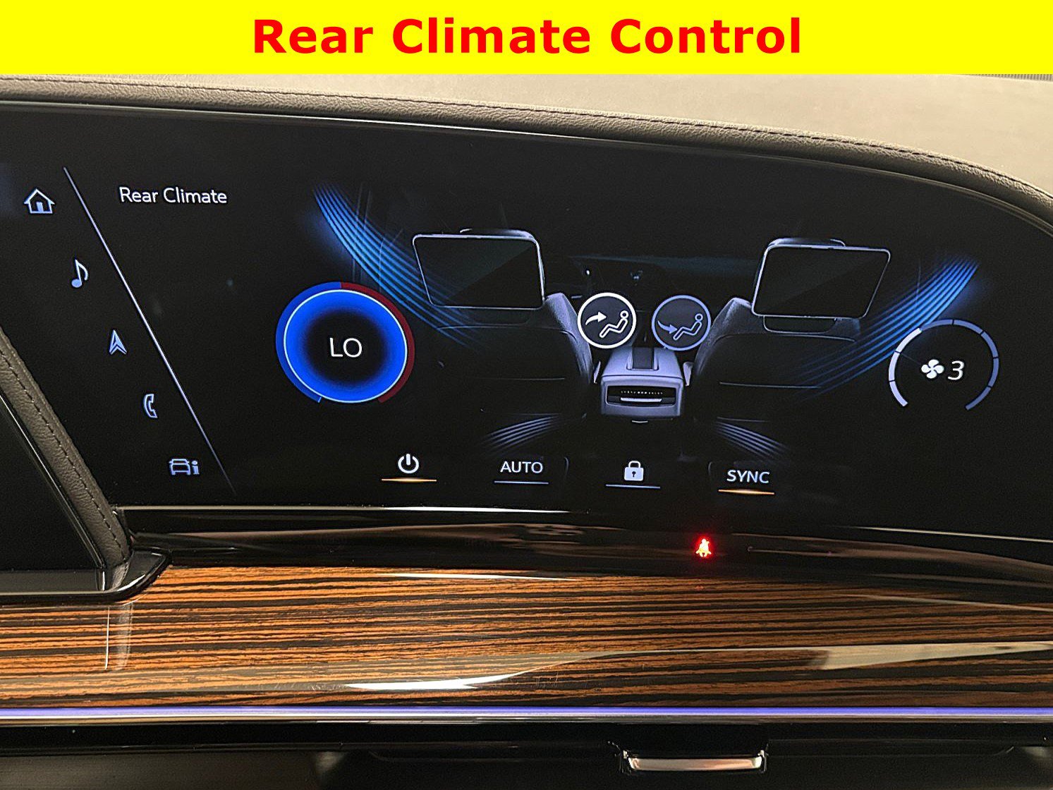 Used 2023 Cadillac Escalade Premium Luxury w/ Performance Package AWD/4WD image 22