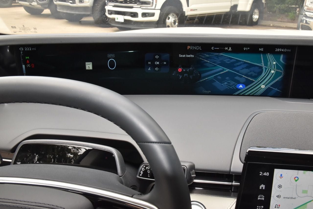 New 2026 Lincoln Nautilus Premier AWD/4WD image 26