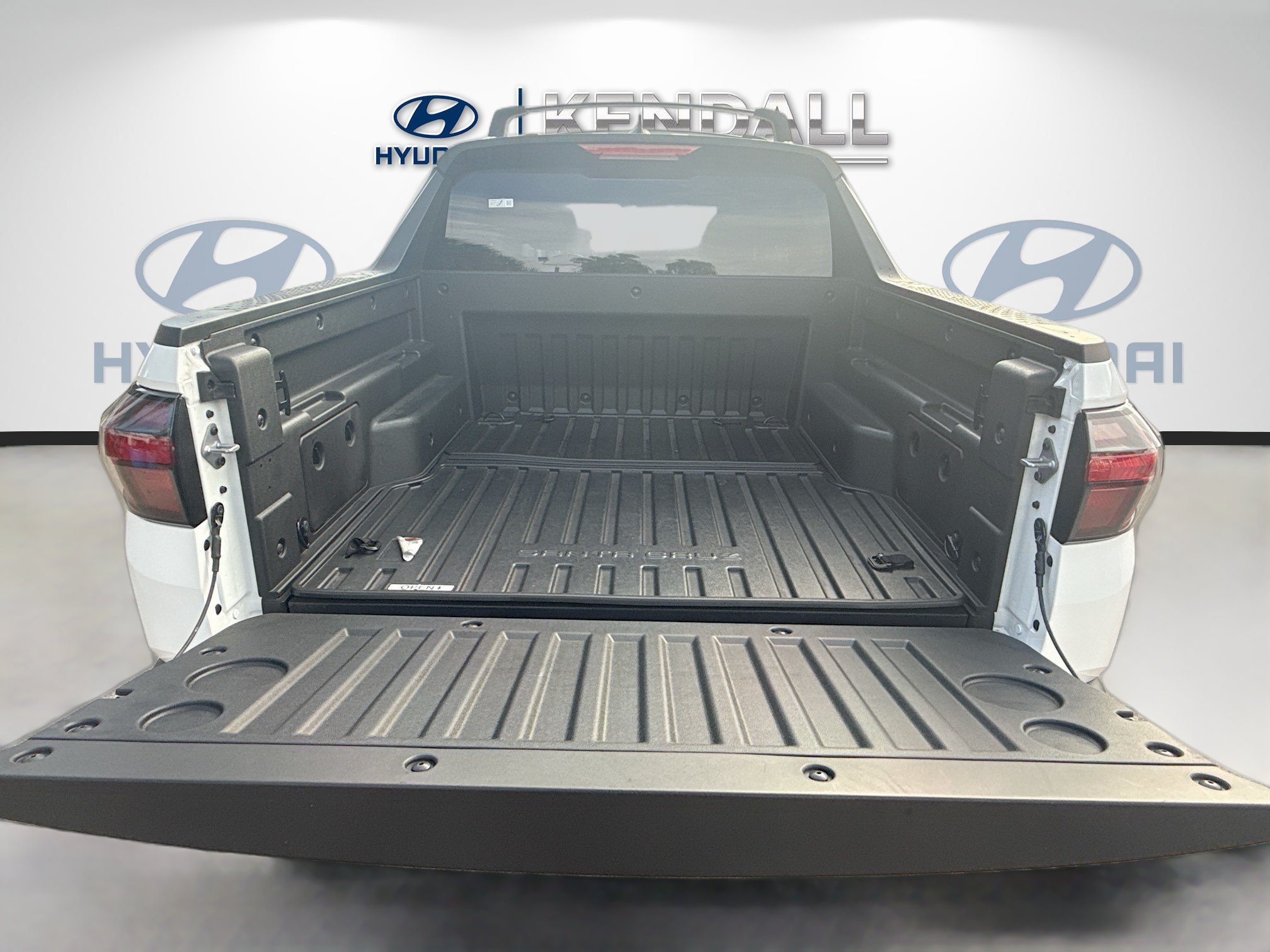 Certified 2026 Hyundai Santa Cruz SEL FWD image 23