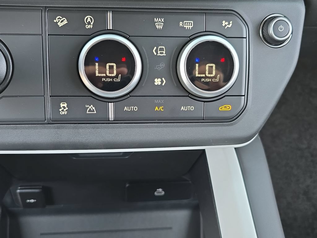 New 2026 Land Rover Defender 110 S AWD/4WD image 25