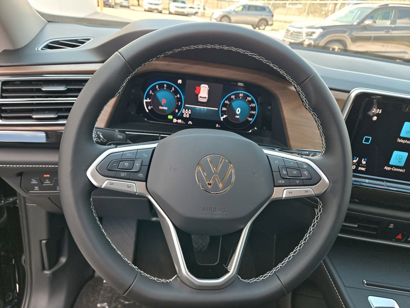 New 2026 Volkswagen Atlas SE image 11