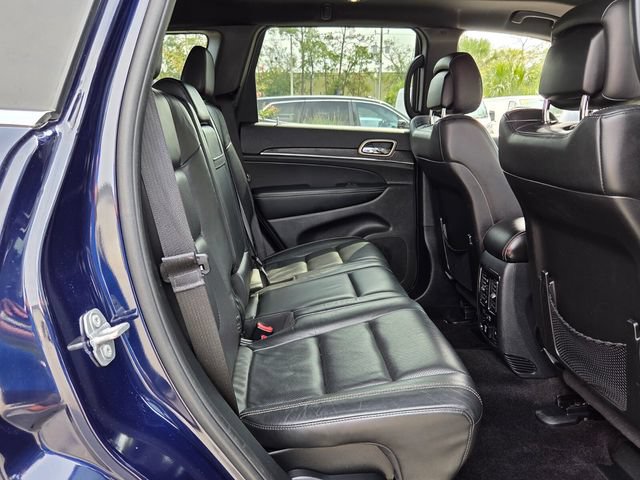 Used 2017 Jeep Grand Cherokee Limited w/ Luxury Group II AWD/4WD image 16