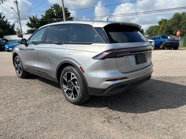New 2026 Lincoln Nautilus Premier w/ Jet Appearance Package AWD/4WD image 5