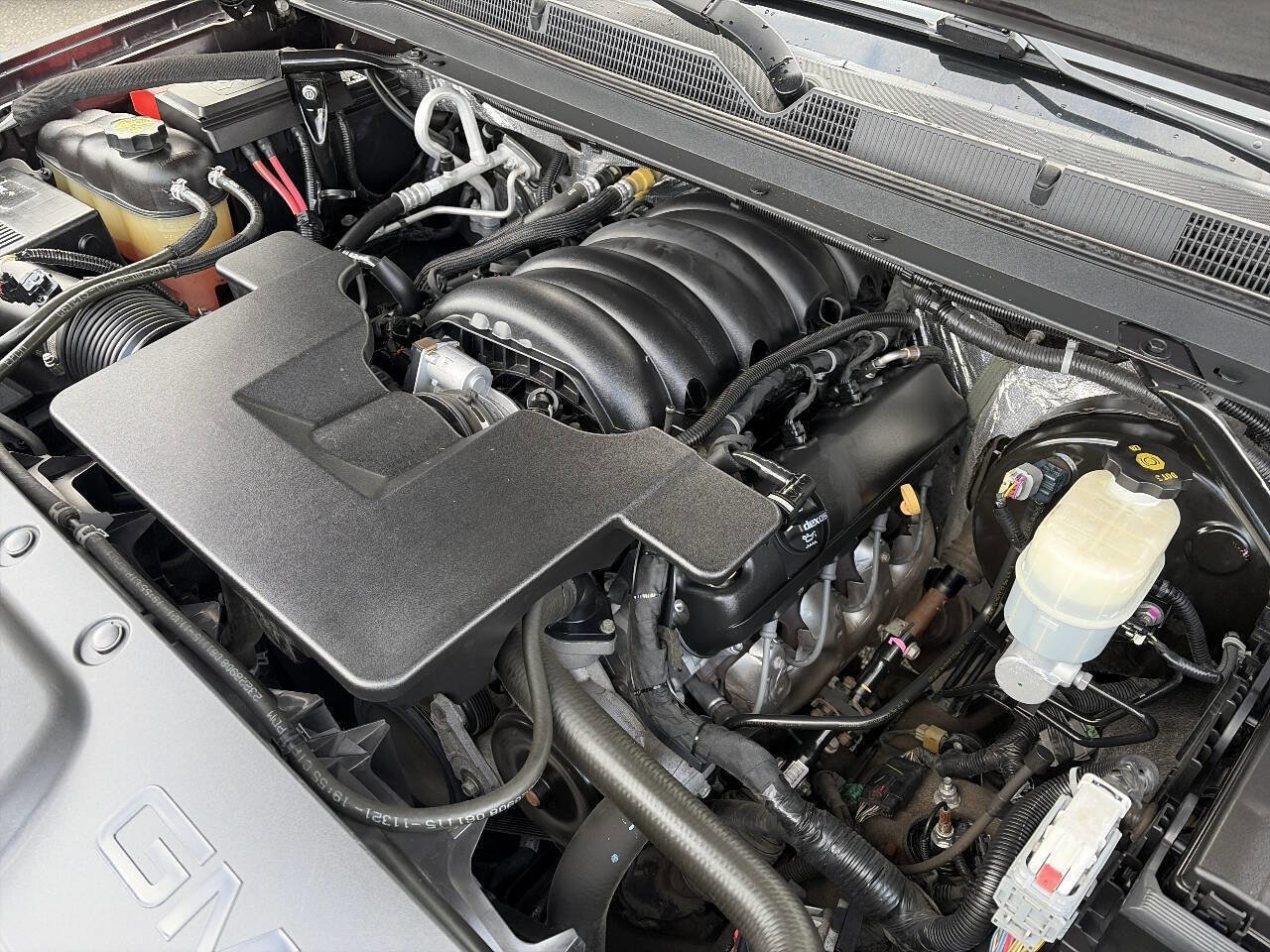 Used 2015 GMC Yukon XL Denali w/ Premium Package image 16