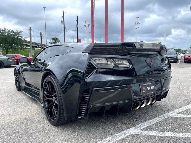 Used 2016 Chevrolet Corvette Z06 RWD image 3
