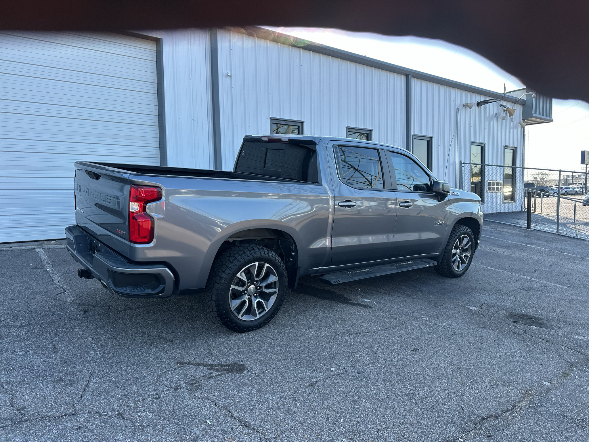 Used 2020 Chevrolet Silverado 1500 RST w/ Texas Edition AWD/4WD image 5