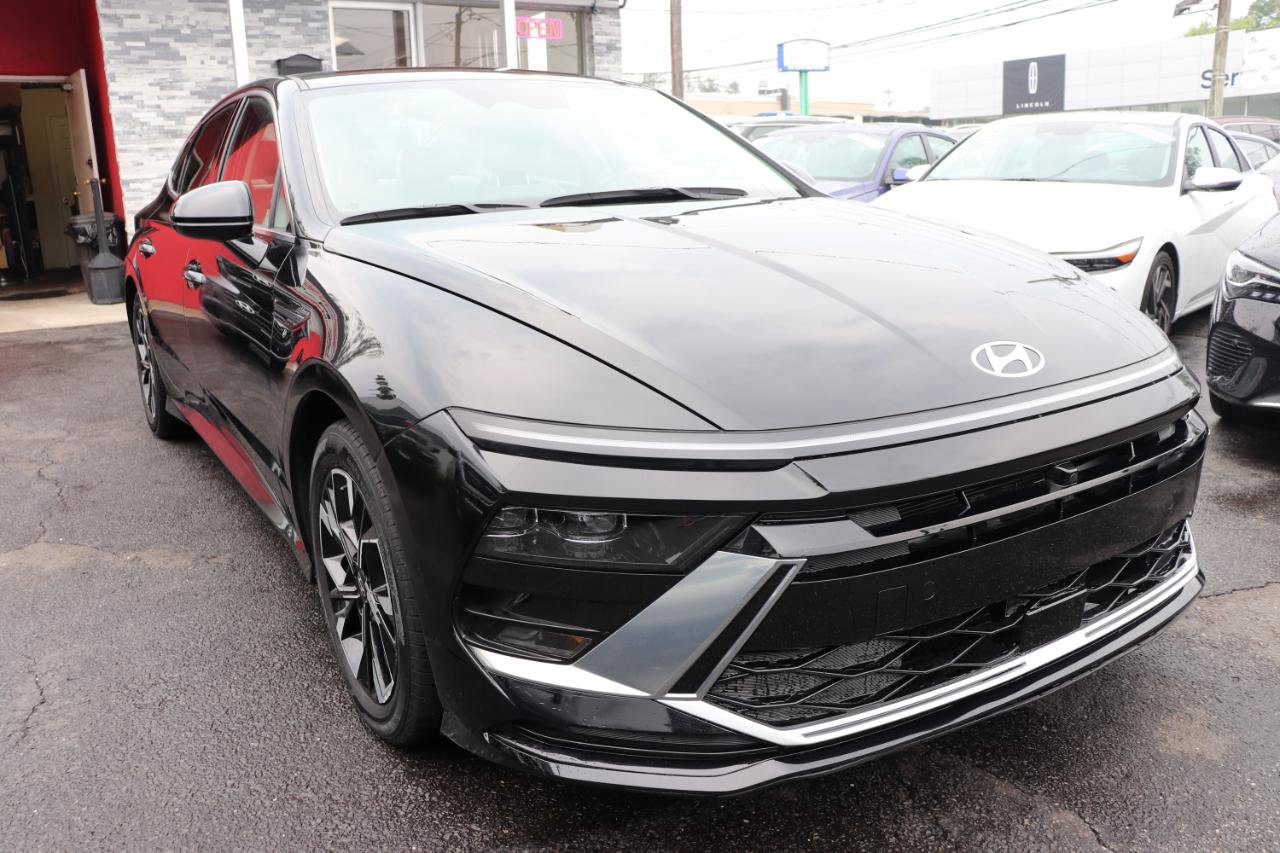 Used 2025 Hyundai Sonata SEL FWD image 7